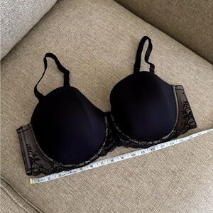 Torrid Chic Black Lace Strapless Bra 42D